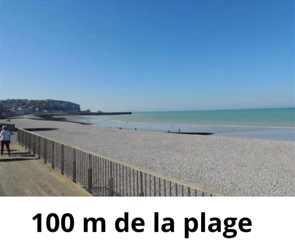 Appartement La Vue Mers Avec Vue Panoramique Et Balcon, 100 M Plage, Velos Fournis Location Capriciosa, Petit Dejeuner En Option Mers-les-Bains Exterior foto